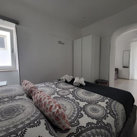 B&B Tra Le Vie Del Borgo Vieste Pokój zdjęcie
