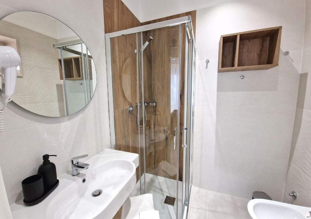 B&B Tra Le Vie Del Borgo Vieste Zewnętrze zdjęcie