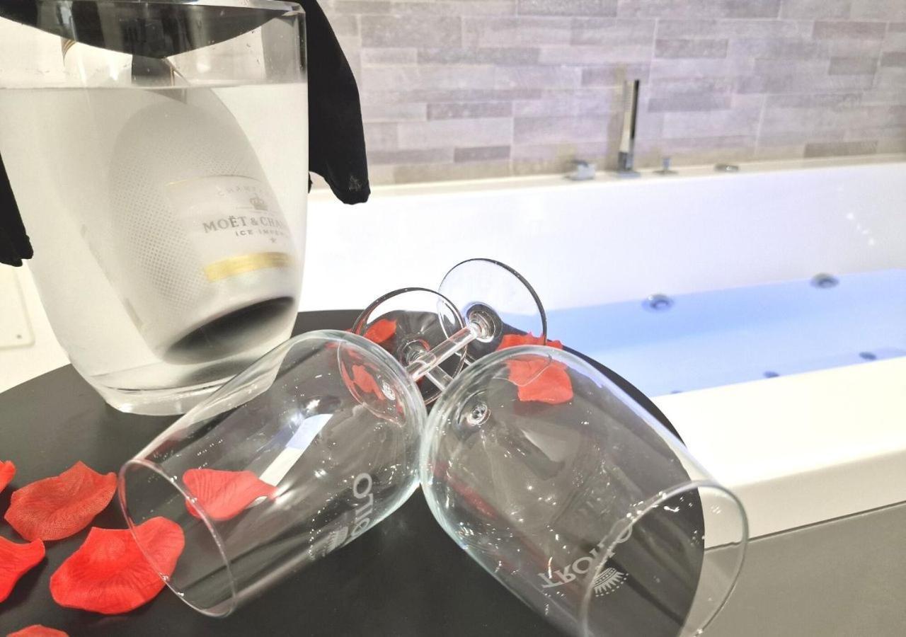 B&B Tra Le Vie Del Borgo Vieste Zewnętrze zdjęcie