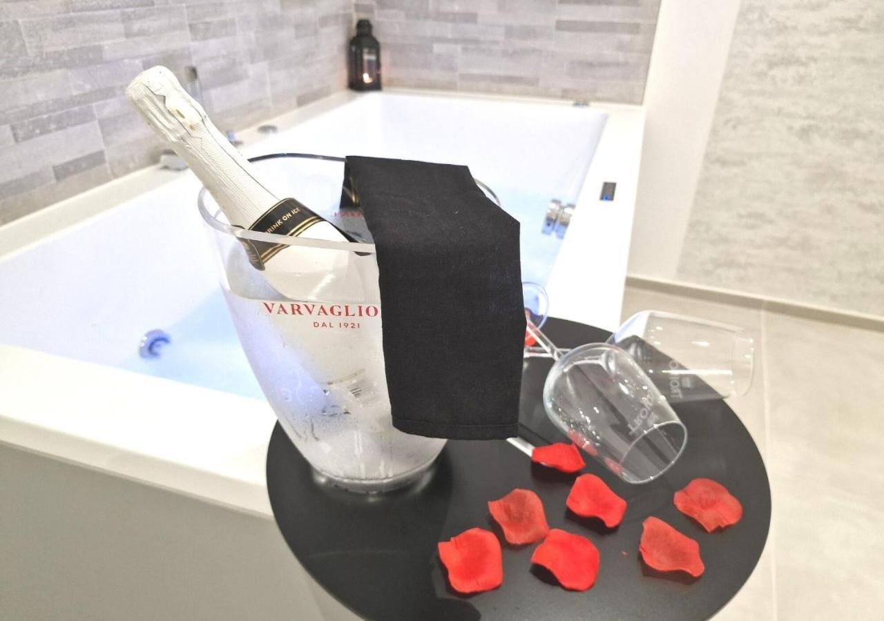 B&B Tra Le Vie Del Borgo Vieste Zewnętrze zdjęcie