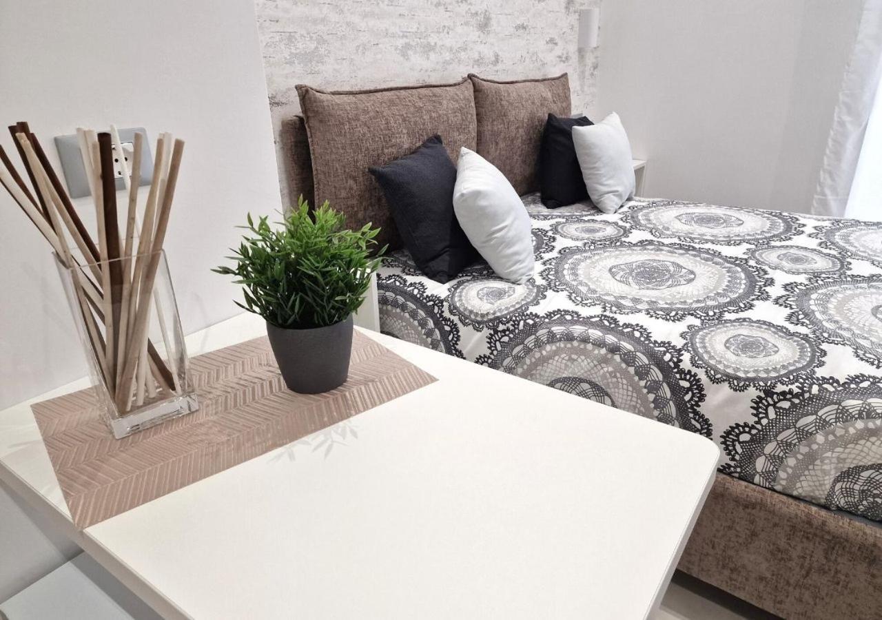 B&B Tra Le Vie Del Borgo Vieste Zewnętrze zdjęcie